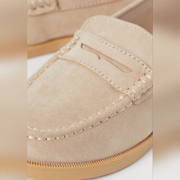 Kids H&M Beige Marci Loafer shoes NEW size 1 - Picture 4 of 7